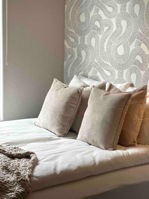 Private Lux 2Br & 2Ba City Center With Free Parking レイキャヴィーク エクステリア 写真