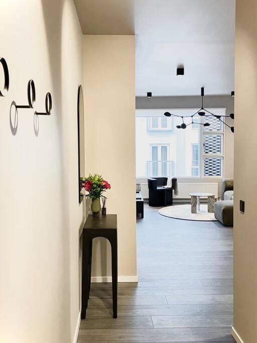 Private Lux 2Br & 2Ba City Center With Free Parking レイキャヴィーク エクステリア 写真